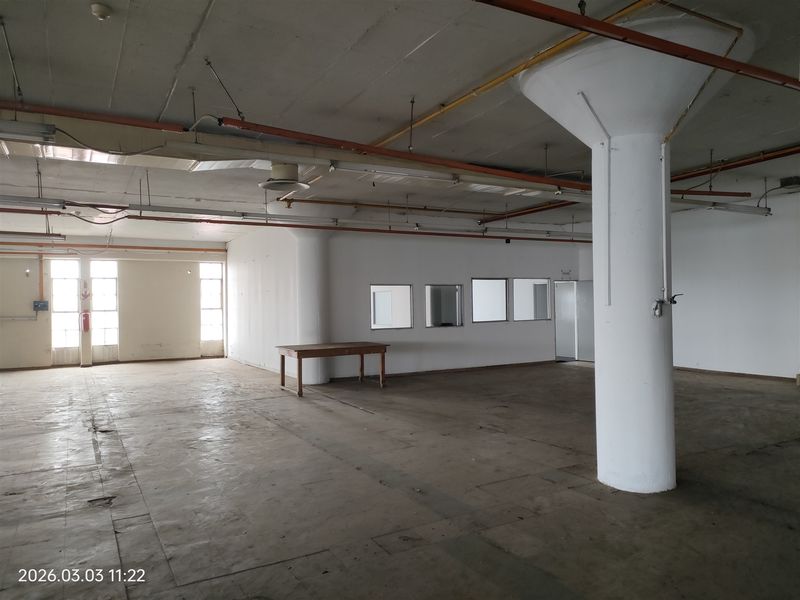 6023m2 warehouse  - FOR SALE @ R5.8m plus vat or for lease - Photo 10