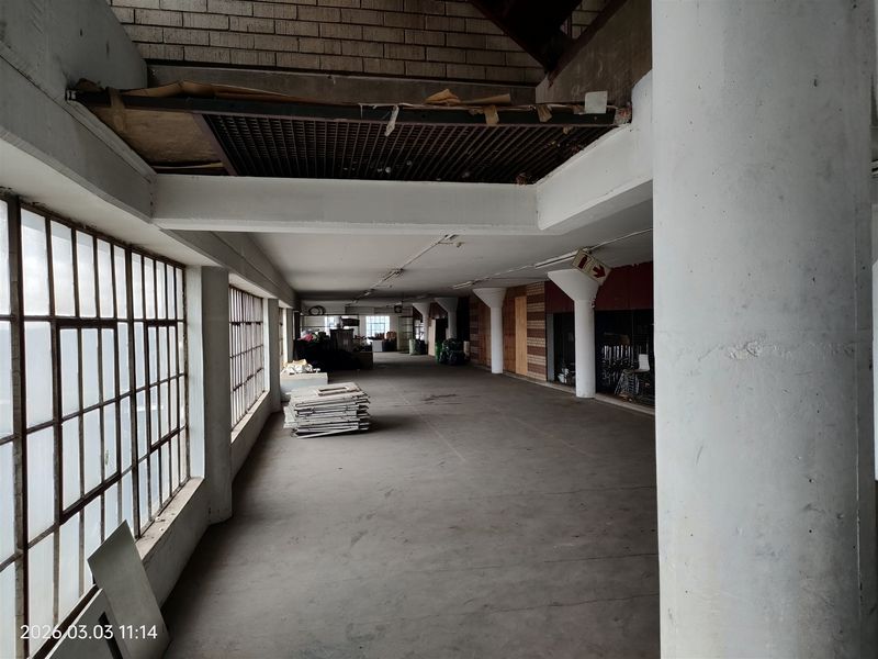 6023m2 warehouse  - FOR SALE @ R5.8m plus vat or for lease - Photo 7
