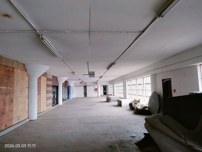 6023m2 warehouse  - FOR SALE @ R5.8m plus vat or for lease - Photo 5