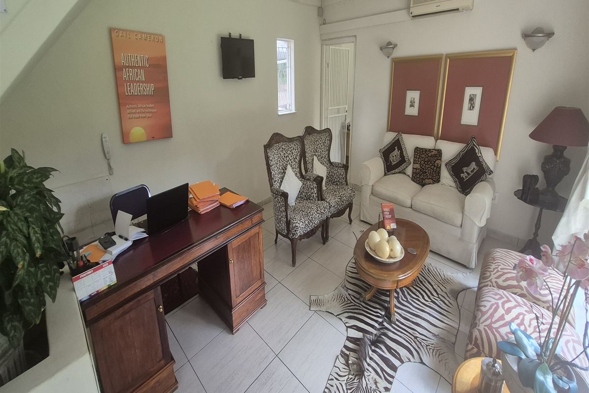 305m2 offices tolet in Ferndale, Randburg - Photo 4