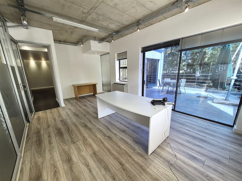 130,63m2 Offices to let in Dunkeld West - Photo 5