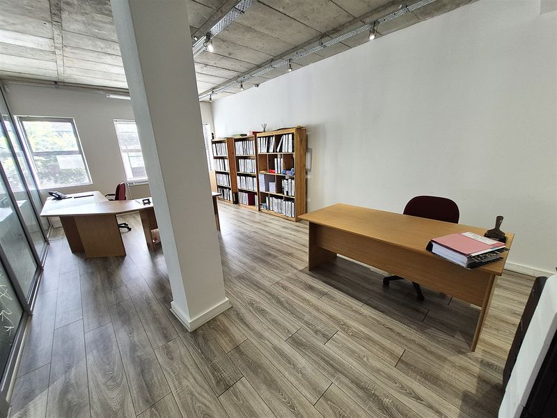 130,63m2 Offices to let in Dunkeld West - Photo 7