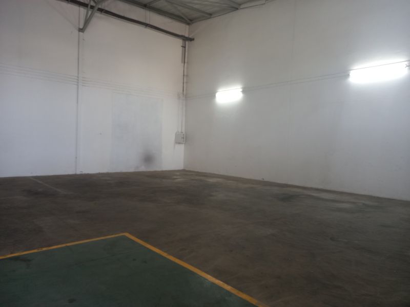 Compact, Clean & Convenient - Photo 7