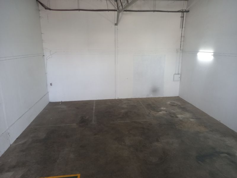 Compact, Clean & Convenient - Photo 4