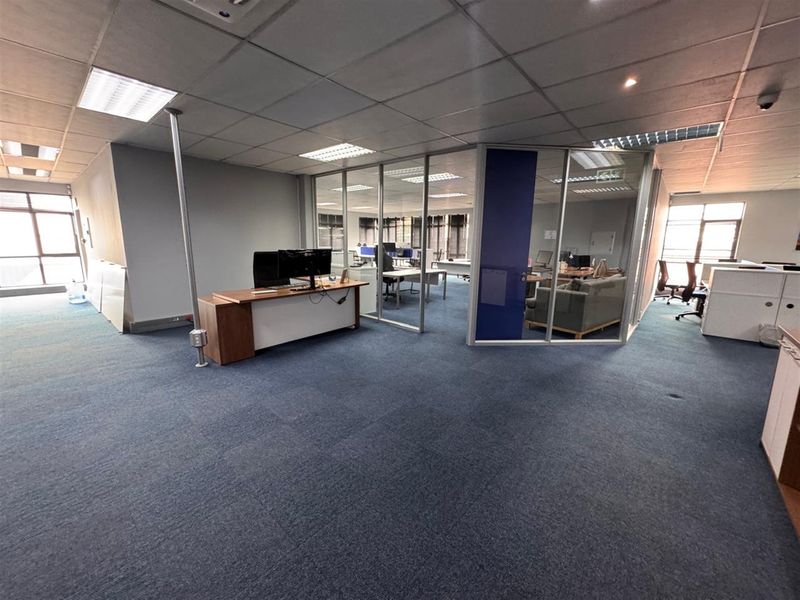 Prime Industrial Warehouse to Rent – Corporate Park North | 3,732m2 Industrial Facility - Photo 7