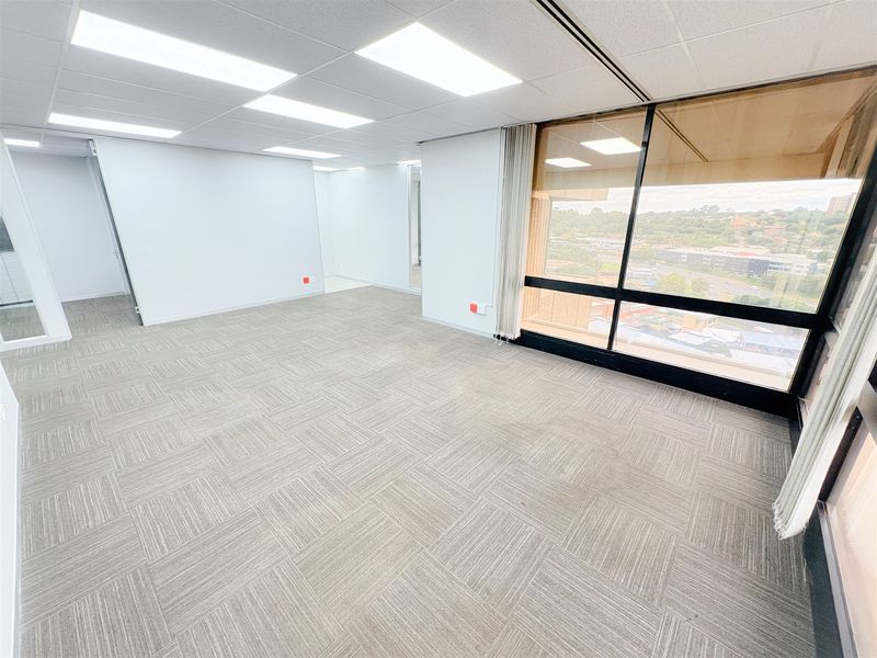 164m2 office space to let in Auckland Park - Photo 6