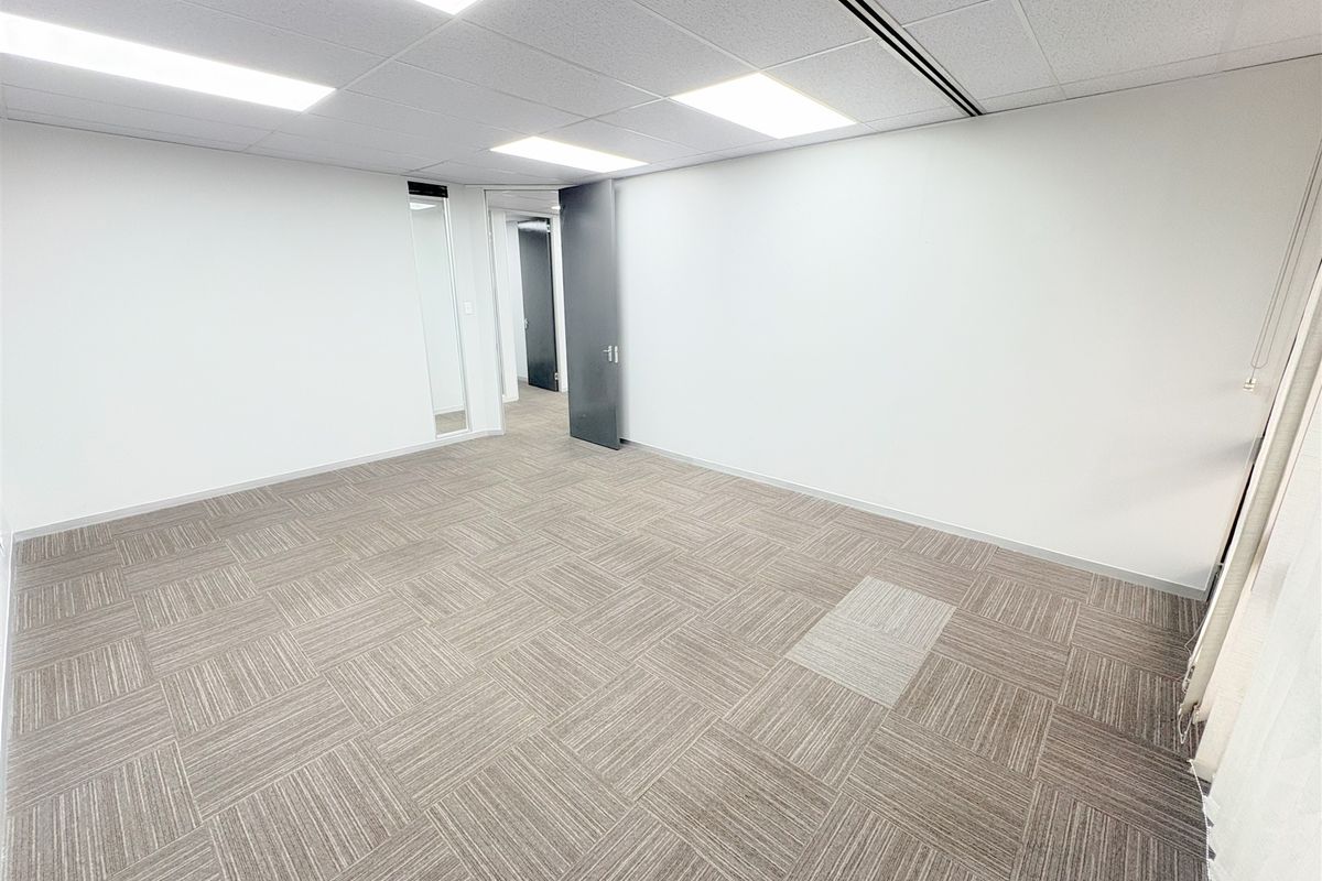 164m2 office space to let in Auckland Park - Photo 5
