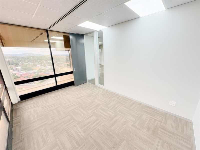 164m2 office space to let in Auckland Park - Photo 7