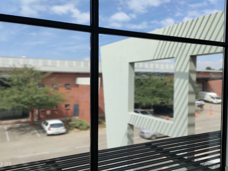 1345m2  Warehouse  - FOR SALE at R13 450 000,00 plus vat - Photo 8