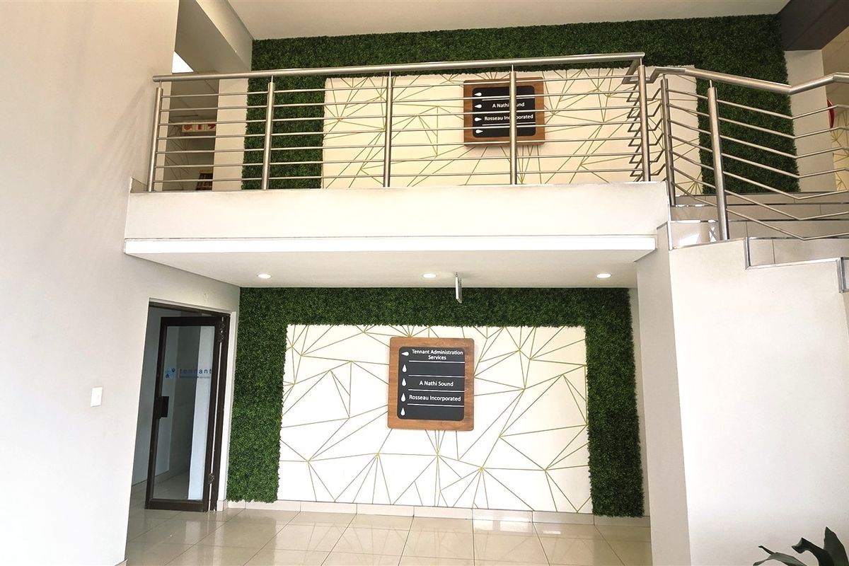 Office space to let in Hurlingham Office Park - Photo 3