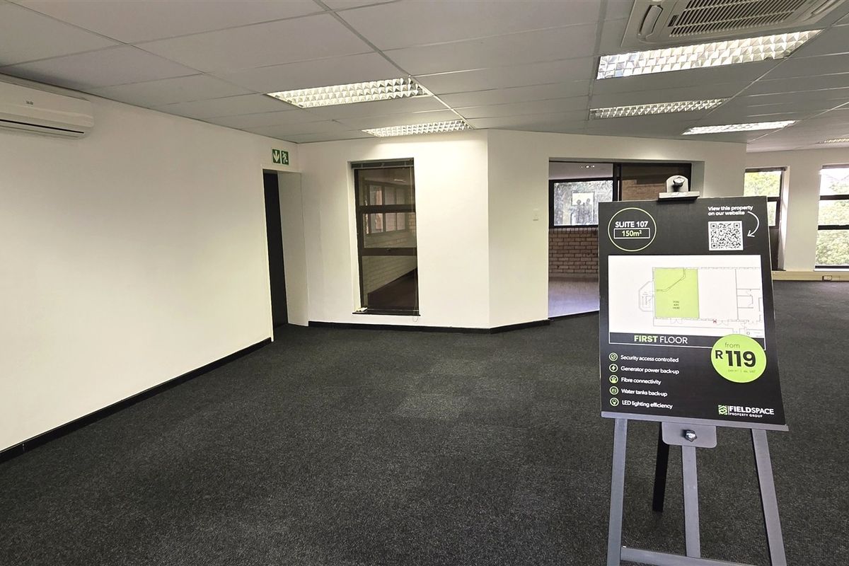 Office space to let in Hurlingham Office Park - Photo 2