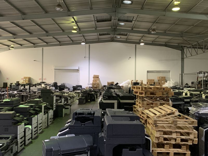 Warehouse to let in Paulshof - Photo 8