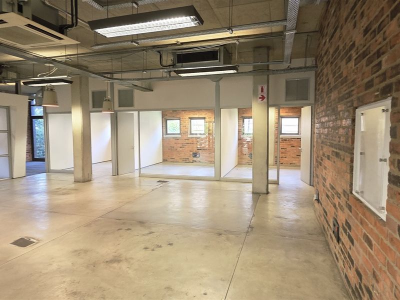 Ultra-Modern Office space to let in 4 Karen Street - Photo 4
