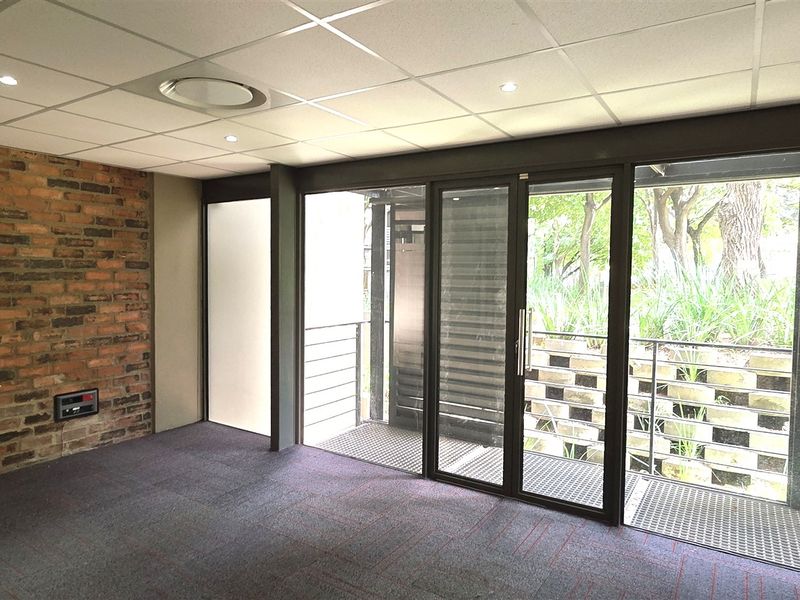 Ultra-Modern Office space to let in 4 Karen Street - Photo 3