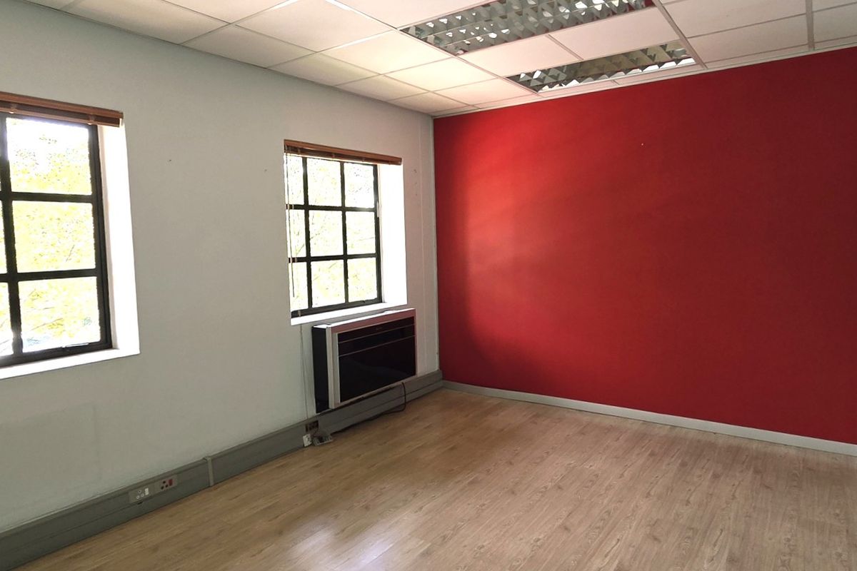 Office space to let in Peter Place Office Park - Photo 5