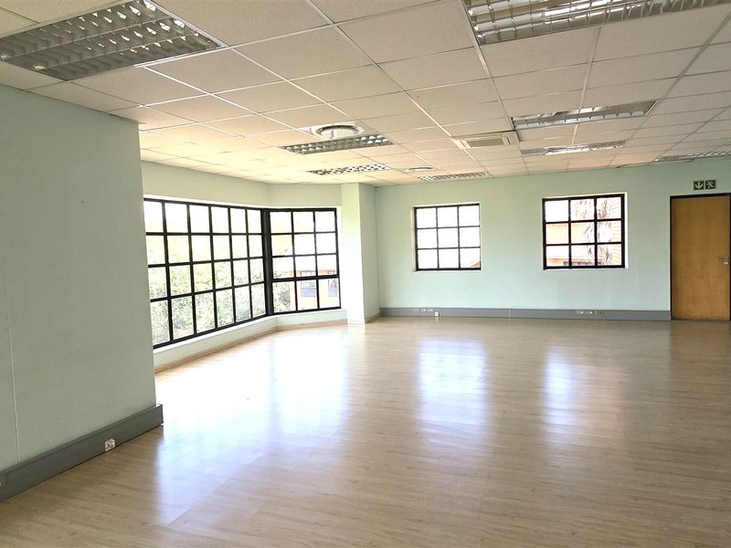 Office space to let in Peter Place - Photo 8