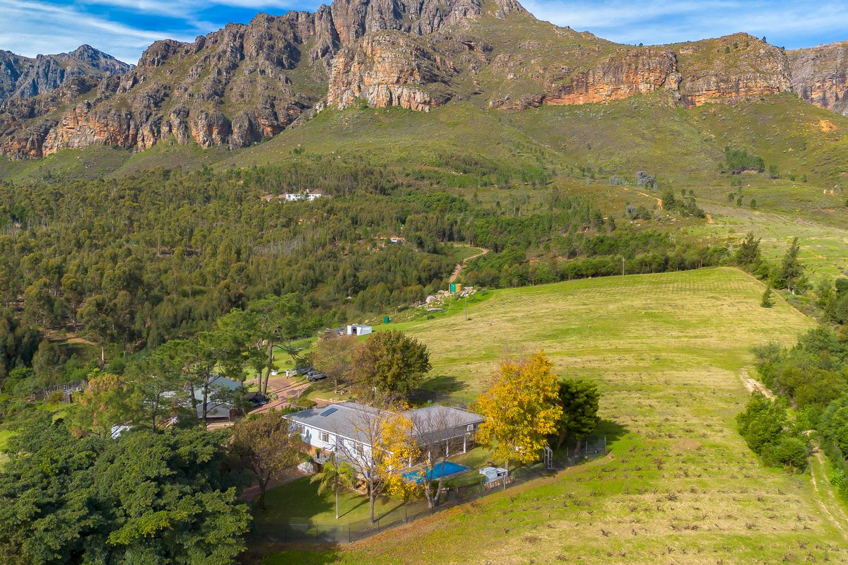 Mountain lifestyle farm for sale, Paarl - Photo 2