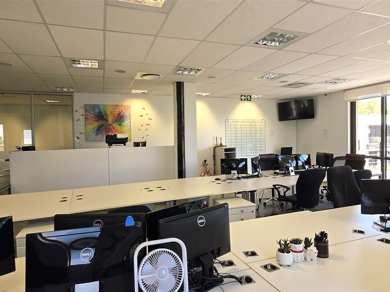Modern Office space to let in Bryanston - Photo 6