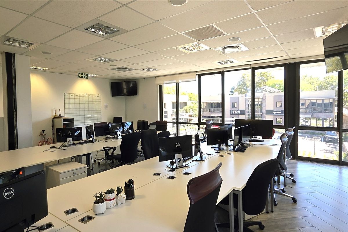 Modern Office space to let in Bryanston - Photo 5