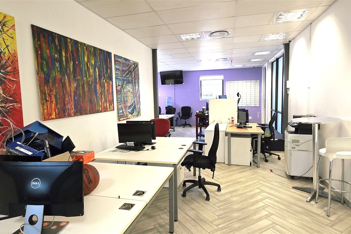 Modern Office space to let in Bryanston - Photo 4