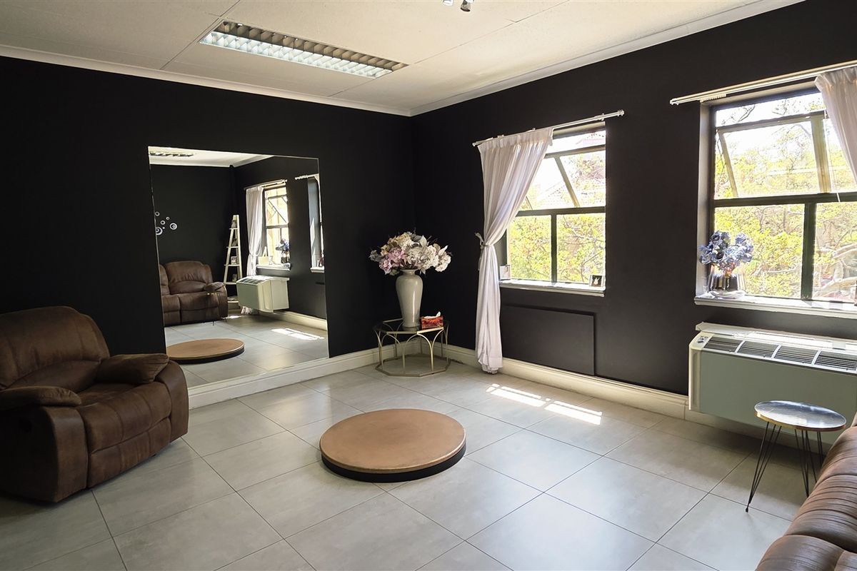 Office space to in St Andrews Office Park - Photo 3