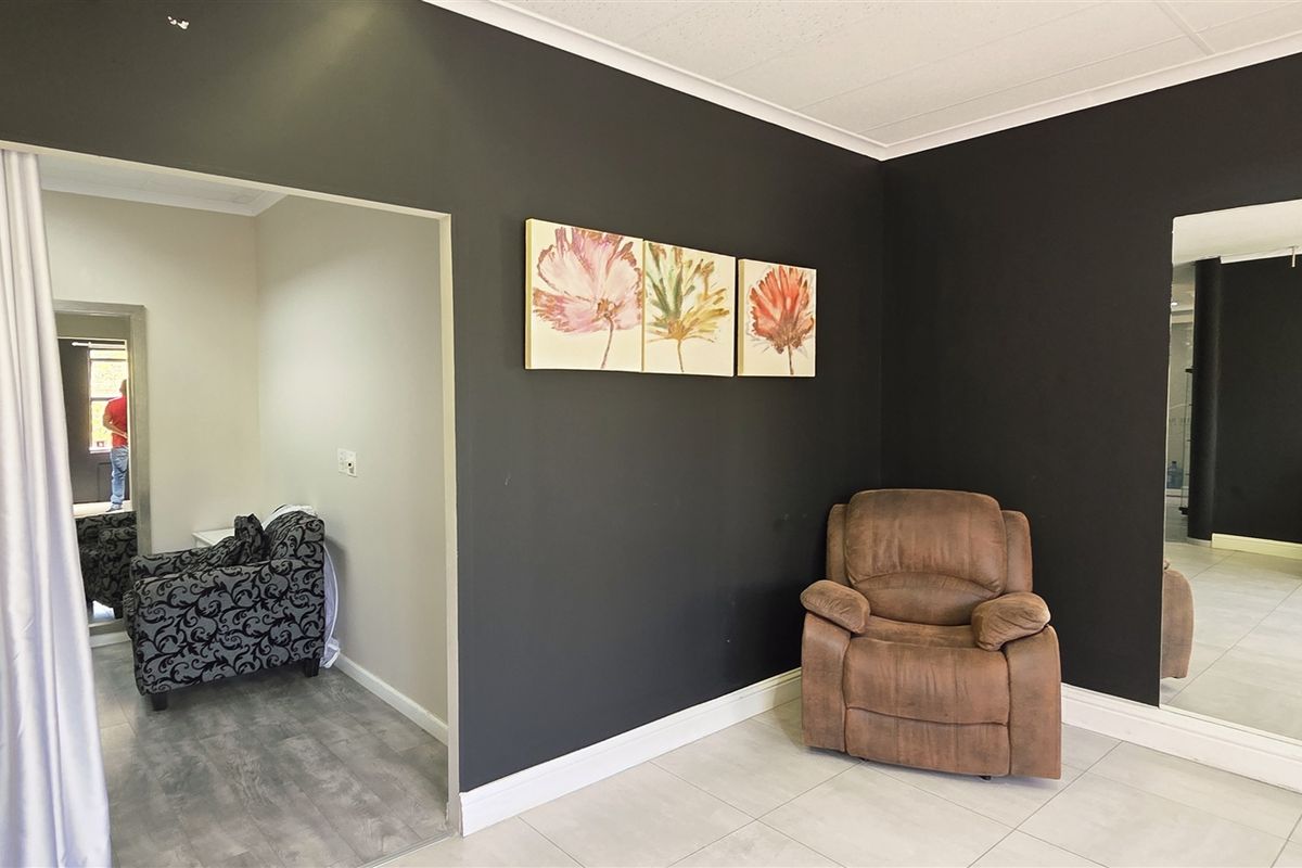 Office space to in St Andrews Office Park - Photo 5