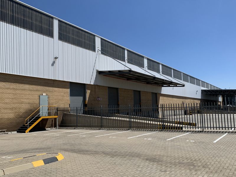 Warehouse to let in Gosforth Park - Photo 6