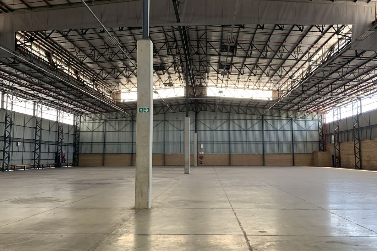 Warehouse to let in Gosforth Park - Photo 4