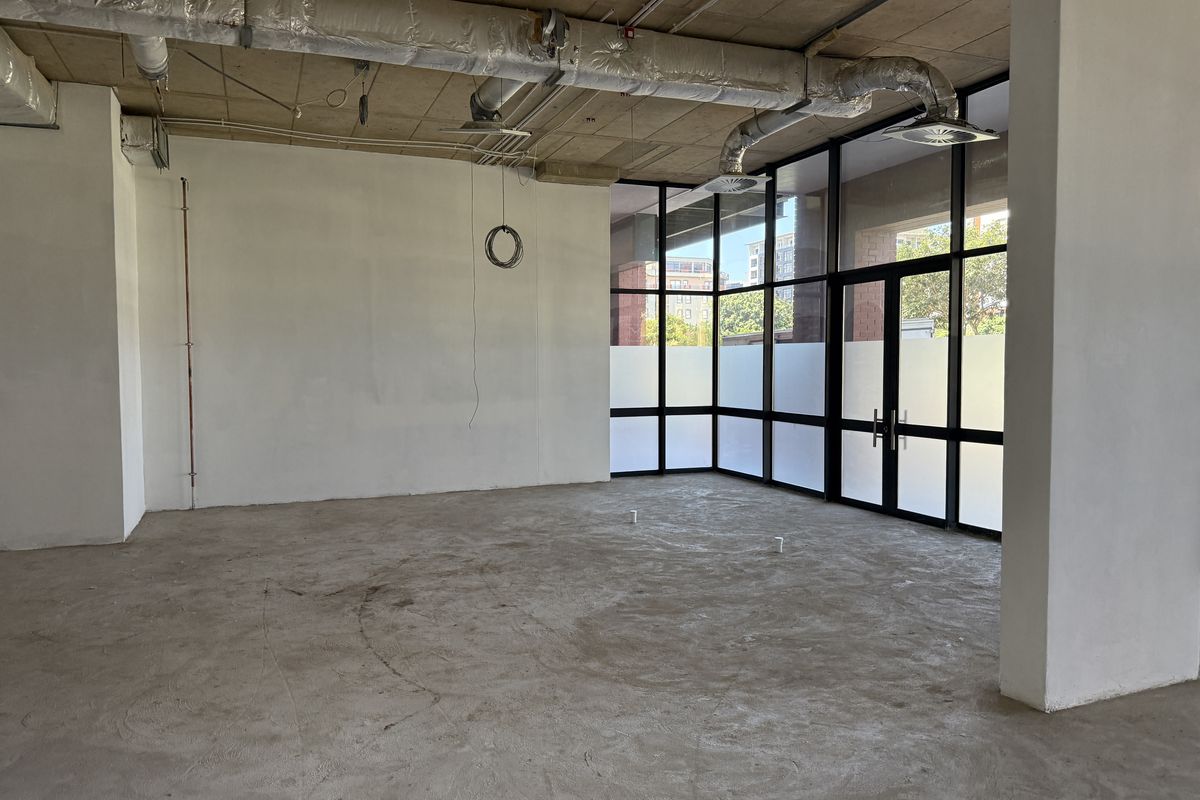 Prime ground Floor offices to lease - Photo 4
