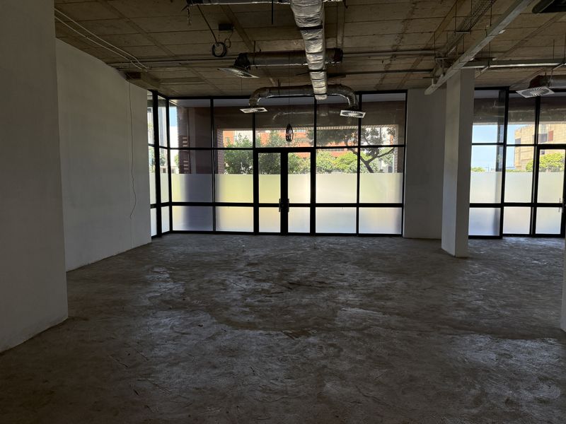 Prime ground Floor offices to lease - Photo 3