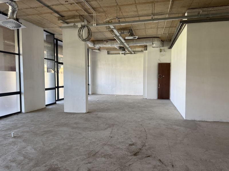 Prime ground Floor offices to lease - Photo 5