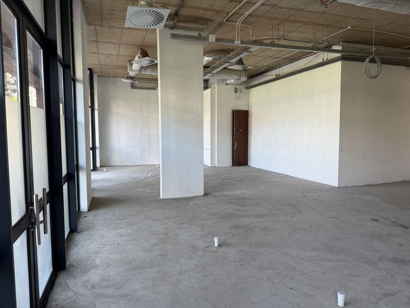 Prime ground Floor offices to lease - Photo 7