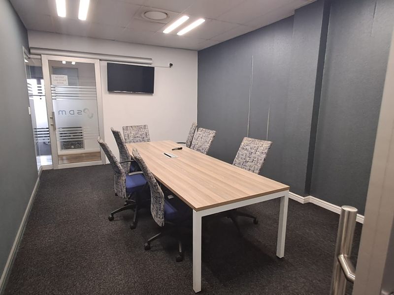 1371m2 Office Block to Let - Photo 5