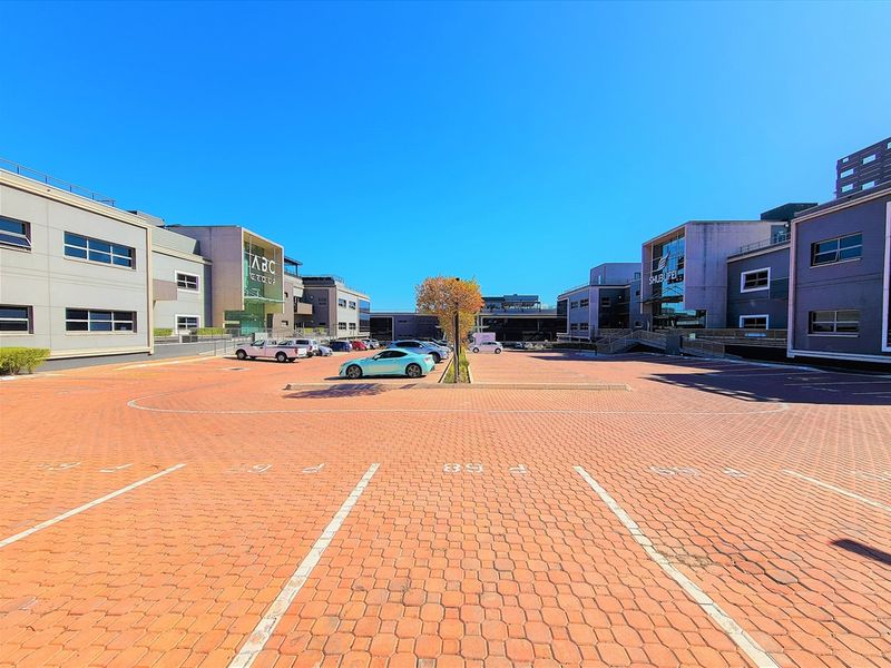 259m2 Office Ready for Immediate Occupation - Photo 5