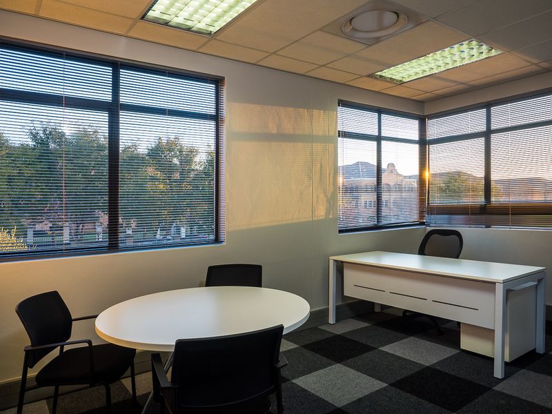 Modern Office Suites in Faerie Glen – Safe, Secure, and Ready! - Photo 8