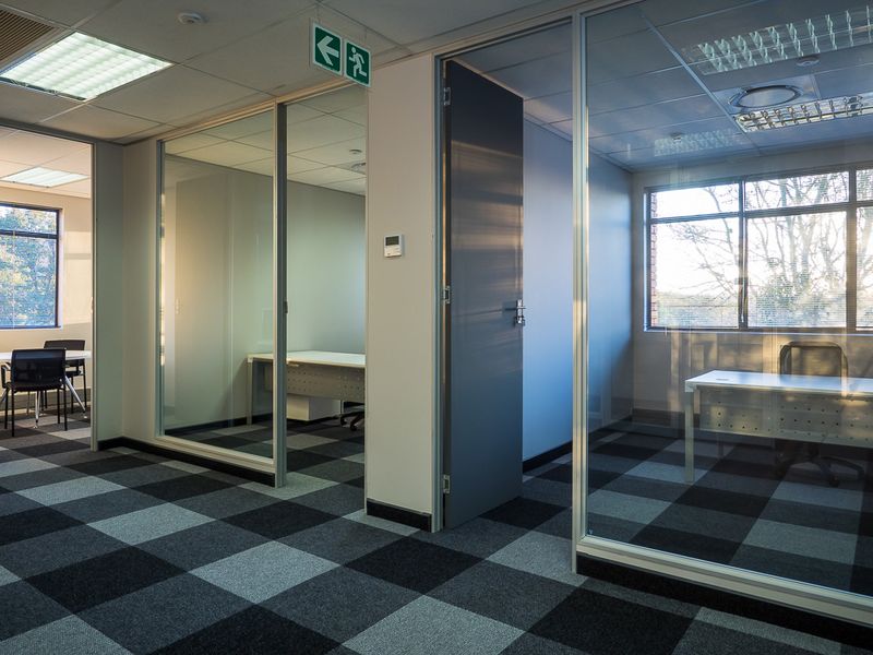 Modern Office Suites in Faerie Glen – Safe, Secure, and Ready! - Photo 7