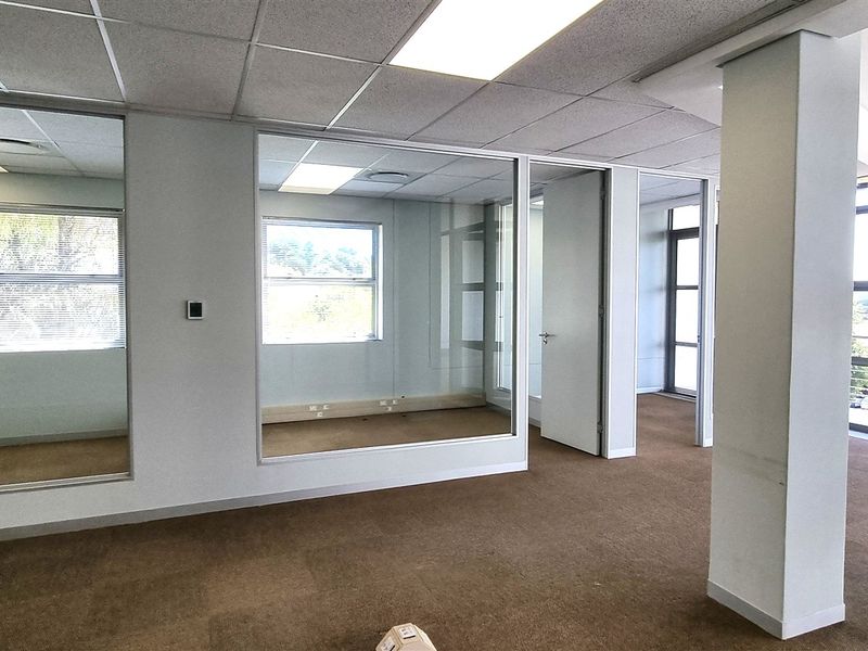 Office space For Sale in the SOLEIL building Lyme Park - Photo 9