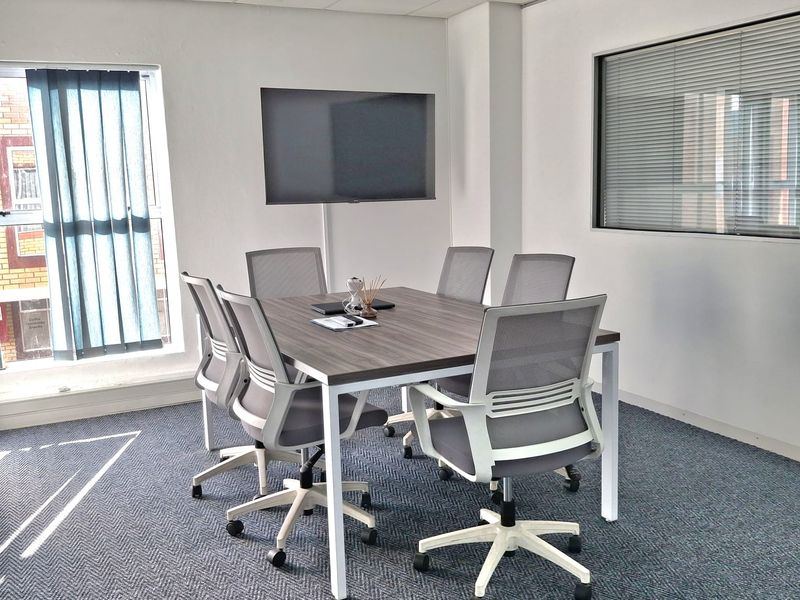 1090m2 Warehouse For Sale in Woodbridge Business Park - Photo 7