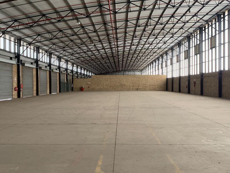 Warehouse to let in Pomona - Photo 9