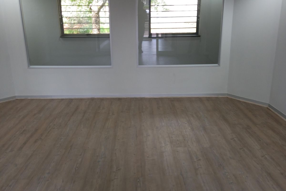 517m2 First Floor Office to Let – Central Office Park, Randjespark, Midrand - Photo 5