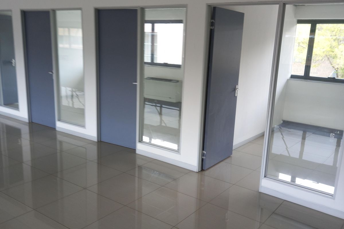 683m2 First Floor Office to Let – Central Office Park, Randjespark, Midrand - Photo 5