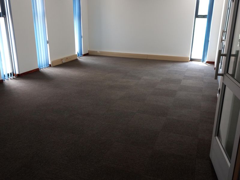 313m2 First Floor Office to Let – Central Office Park, Randjespark, Midrand - Photo 6
