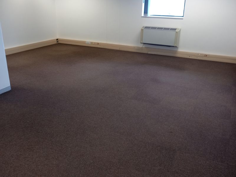 313m2 First Floor Office to Let – Central Office Park, Randjespark, Midrand - Photo 9