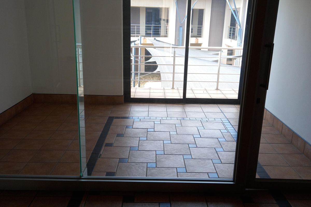 313m2 First Floor Office to Let – Central Office Park, Randjespark, Midrand - Photo 2