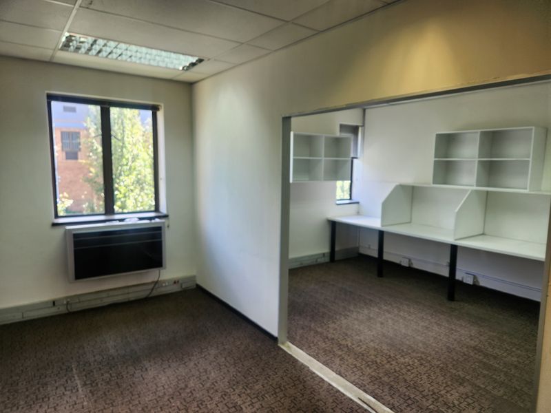 404m2 - Offices to let in Sandown, Sandtown - Photo 6