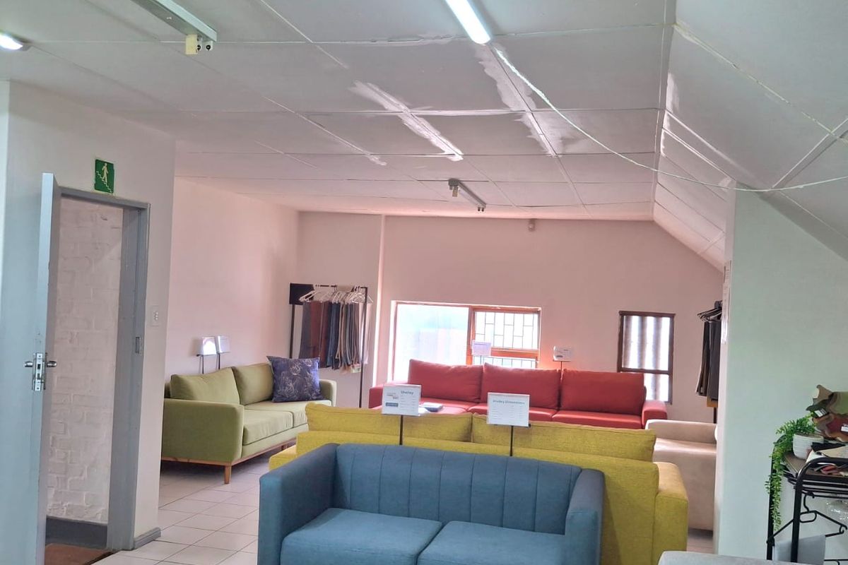 625m2 Warehuse to Let in Montague Gradens - Photo 4