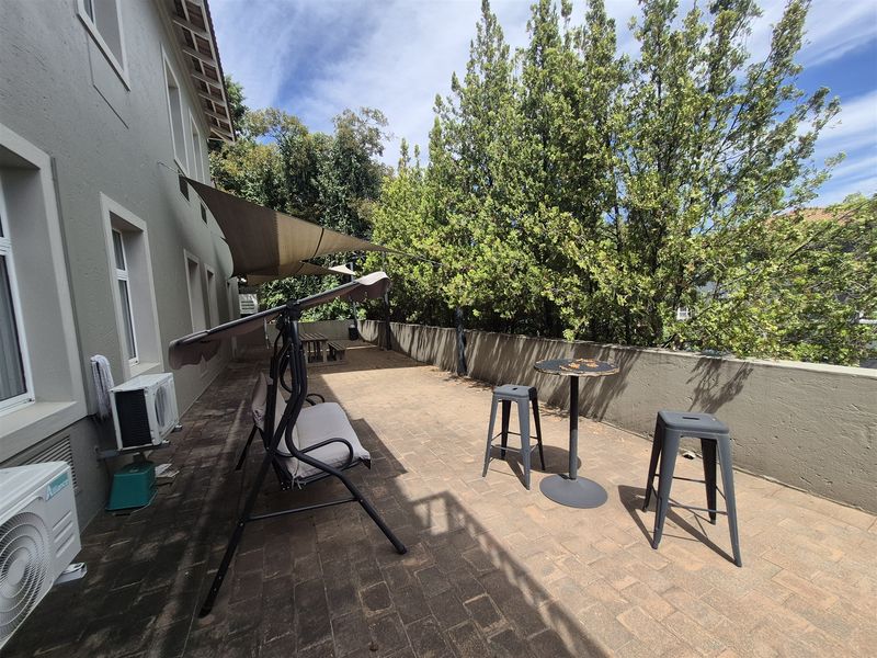 171,9m2 offices to let in Hyde Park, Johannesburg - Photo 10