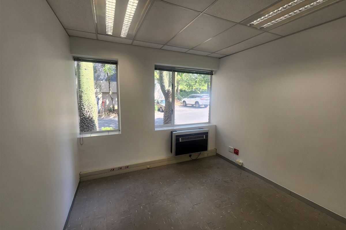 322m2 - Offices to let in Wierda Valley, Sandton - Photo 3