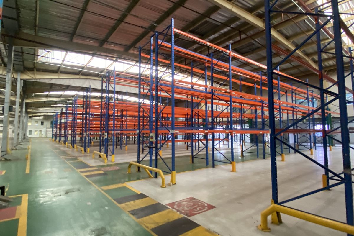 Prime 11,924m2 Industrial Warehouse with AAA Offices To Let in Midrand | N1 Exposure - Photo 2