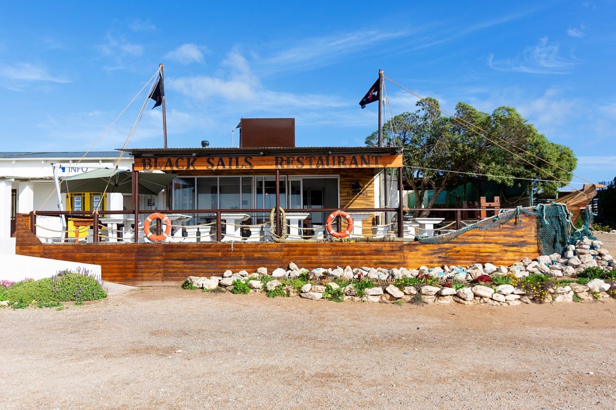 Distinctive 100-Seater Restaurant for Sale in Central Paternoster - Photo 2